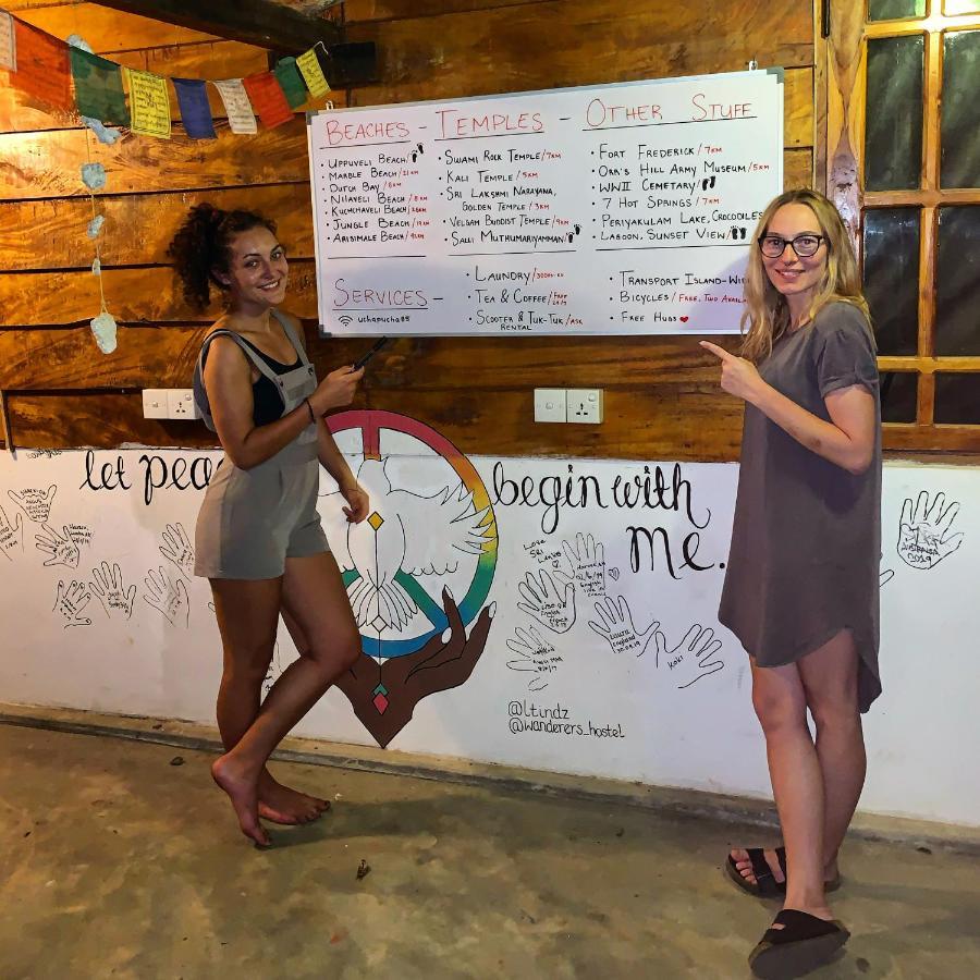 Wanderers Hostel Triquinimale Exterior foto